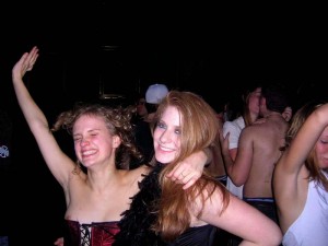 mère de famille  la recherche de plan cull 047