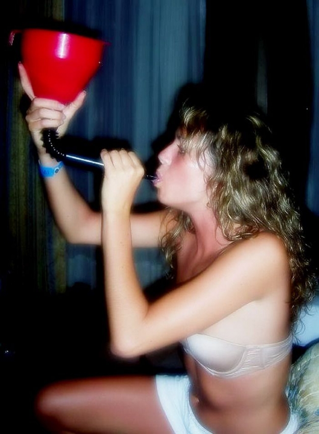 mère de famille  la recherche de plan cull 103