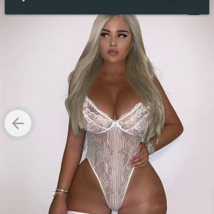 Jeune salope du 67 partage nude